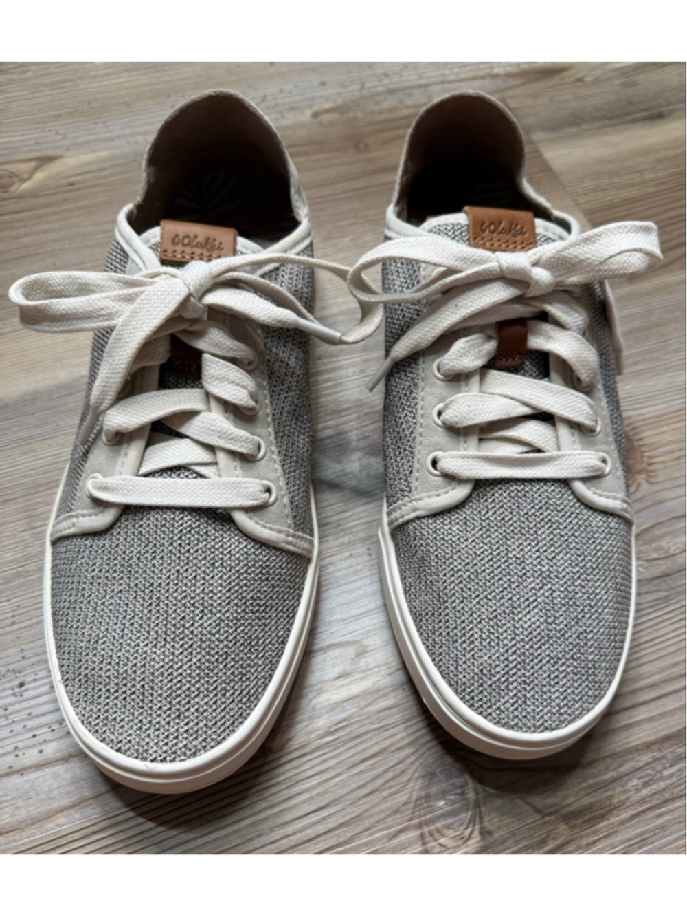 OluKai Pehuea Lī women's lightweight sneakers size 8.5